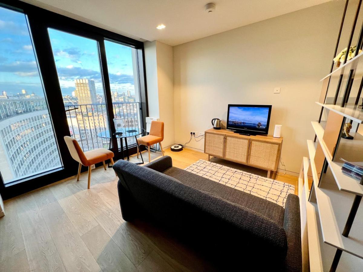 Deluxe Entire Studio Next To London Eye & Trafalgar Square Aparthotel Kültér fotó